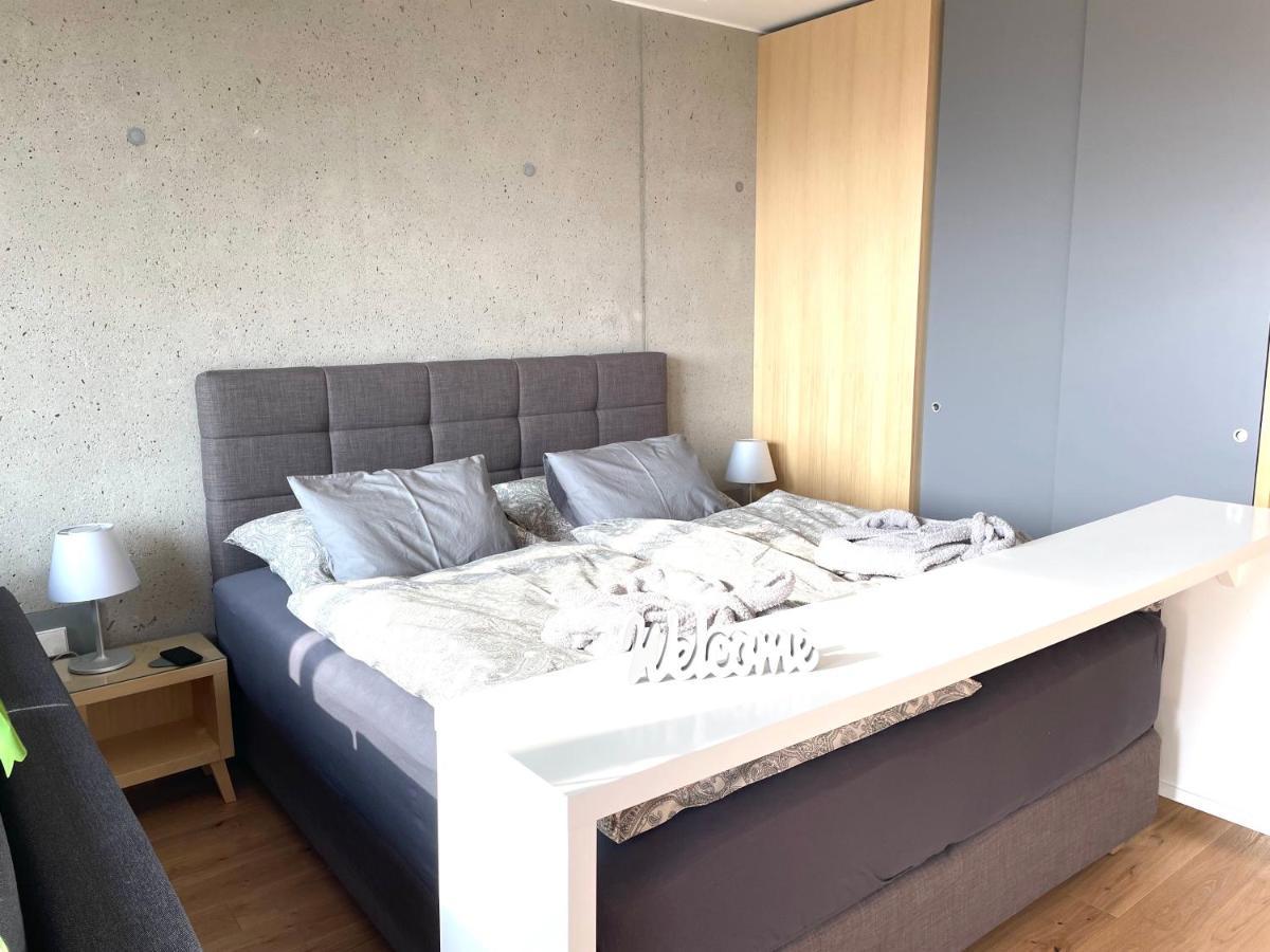 *Brandnew* Modernes Apartment In Den Weinbergen Mit Pool Und Sauna Spielfeld Extérieur photo